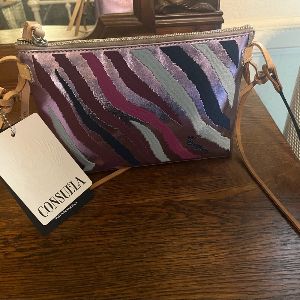 This is such a cute crossbody but it was a gift and it’s just not my style.